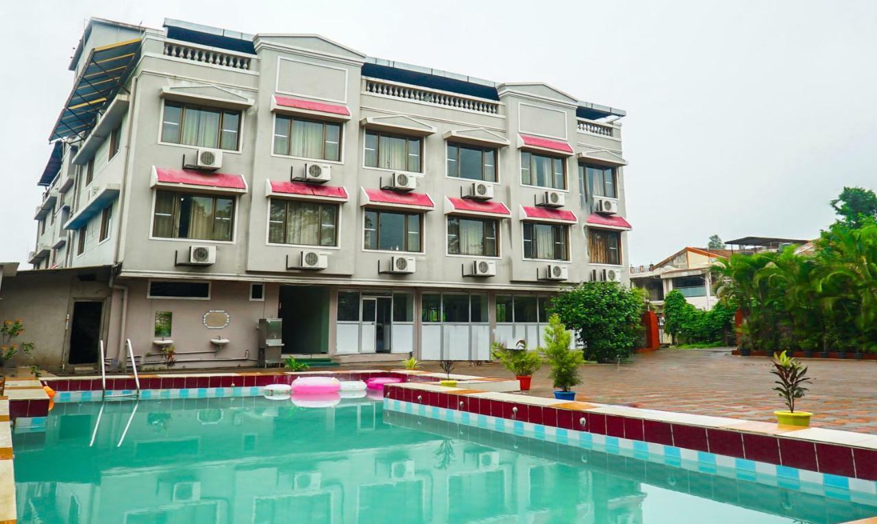 Mountview Resort & Spa Lonavala Eksteriør bilde